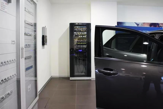 BTicino智能解决方案丨标致汽车意大利科莫新工厂4S店